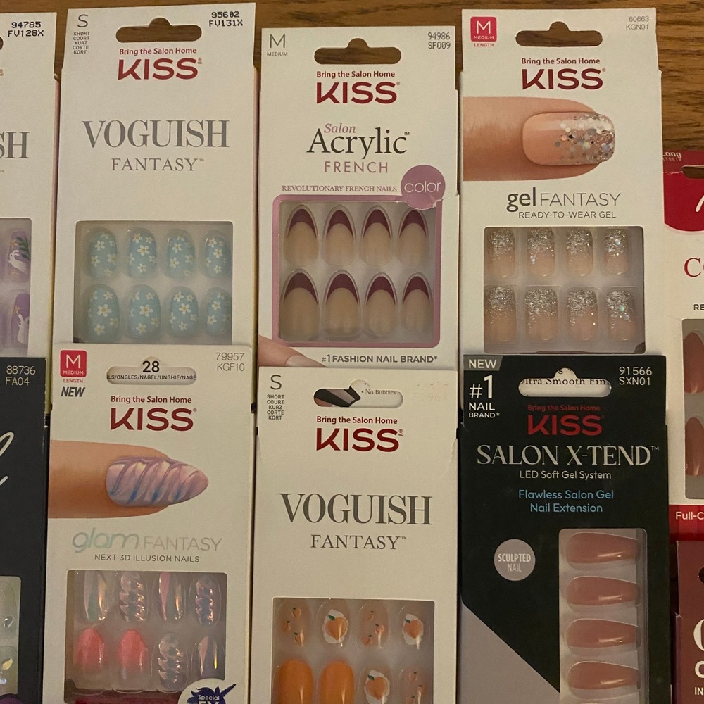 Kiss Nails Glue On Nails Bundle - Picture 2 of 7